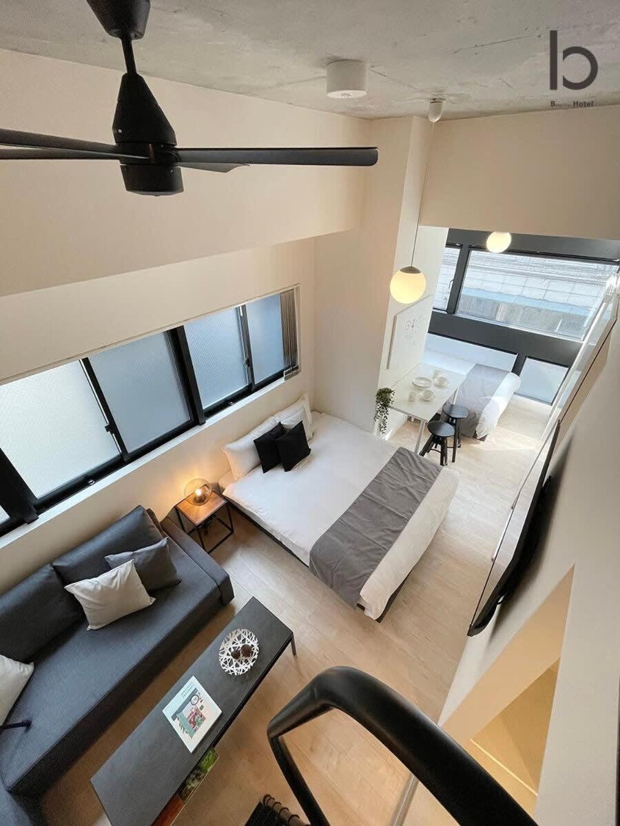 Bhotel Nekoyard - Stylish Loft Studio Steps From Peace Park 히로시마 외부 사진